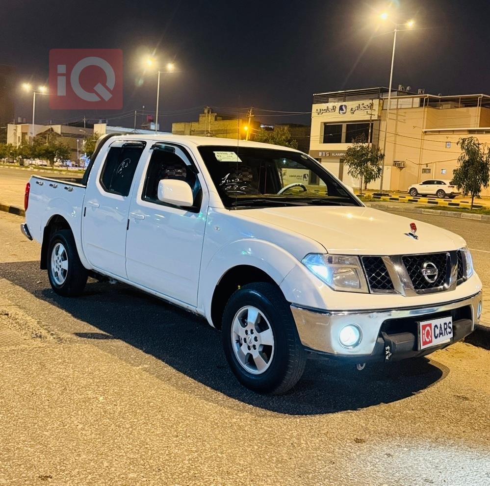 نيسان نافارا